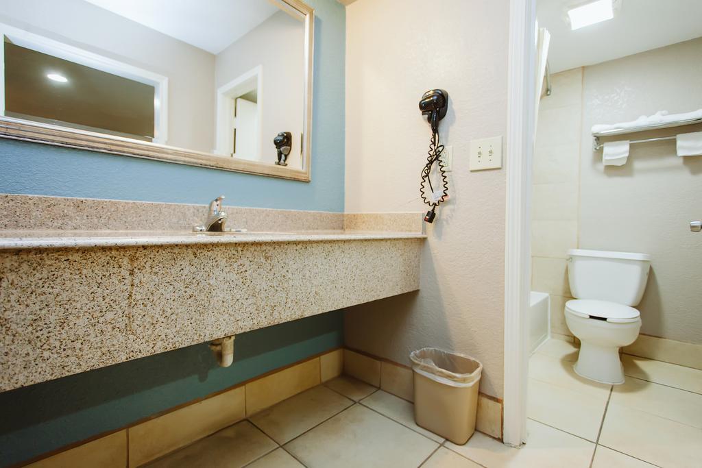 Regency Inn - Channelview Eksteriør bilde